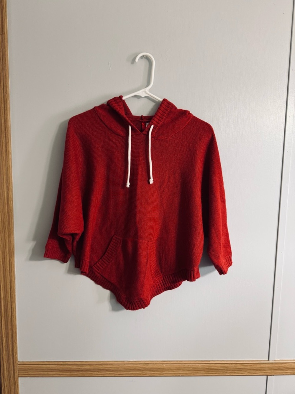 H&M Red Hooded Knit Poncho Sweater Size 4